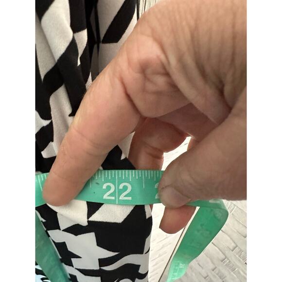 Ashley Stewart women’s dress houndstooth 70s black white Bell sleeve plus size - Picture 9 of 11